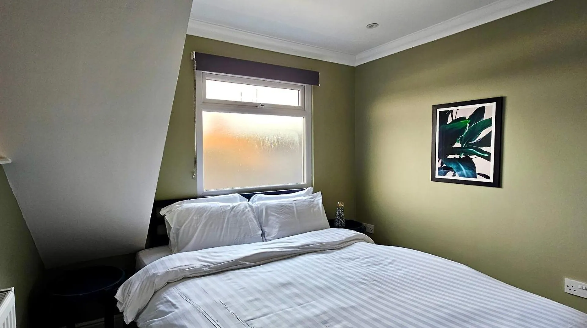 Victoria House By Switchback Stays Cardiff Apartment